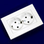 Электрическая двойная розетка Gunsan Eqona белая, с заземлением (1401100100150 ) - купить
