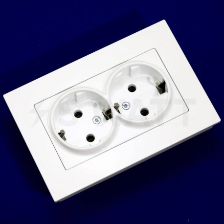 Електрична подвійна розетка Gunsan Eqona біла, із заземленням (1401100100150 ) - недорого