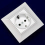 Електрична одинарна розетка Gunsan Neoline біла, c заземлением (1421100100115) - недорого